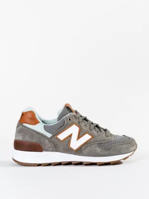 1400 winter peaks sneaker