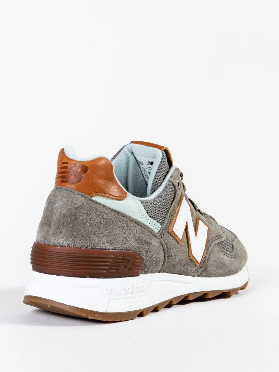 1400 winter peaks sneaker