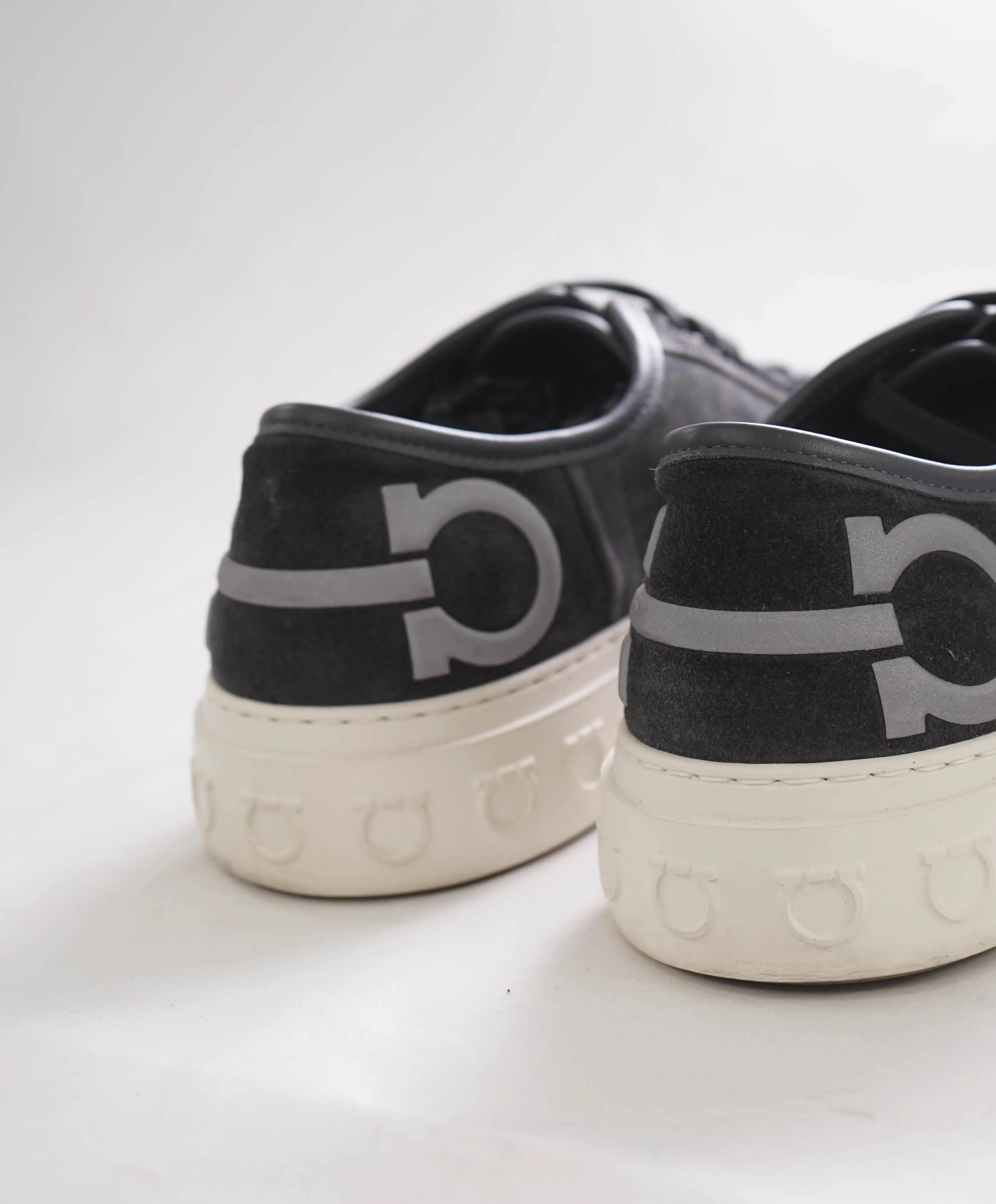 $750 SALVATORE FERRAGAMO - Gray Gancini Logo Sneaker - 8M US