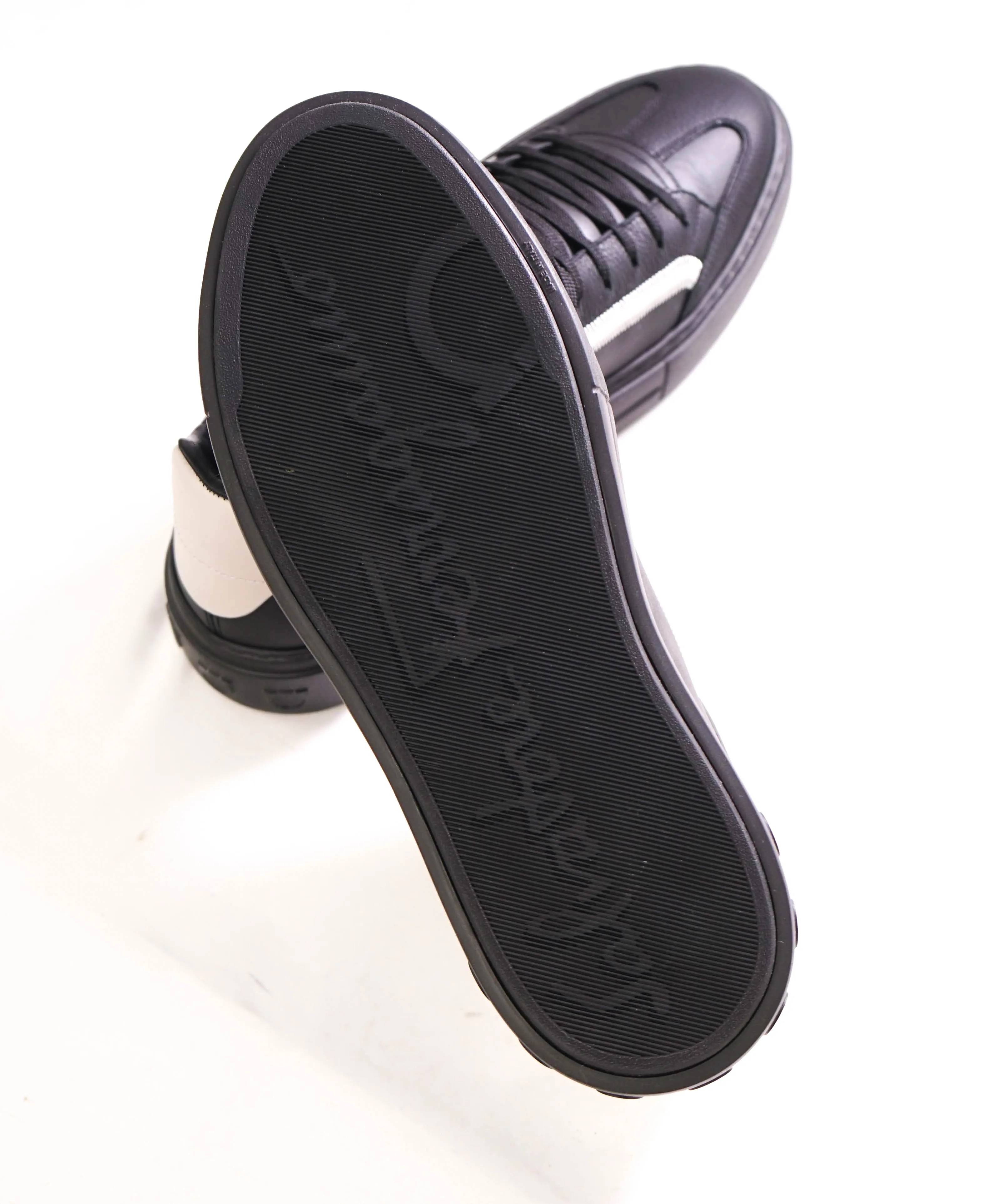 $795 SALVATORE FERRAGAMO - *BORG 5* Black Gancini Sneaker - 10 M US