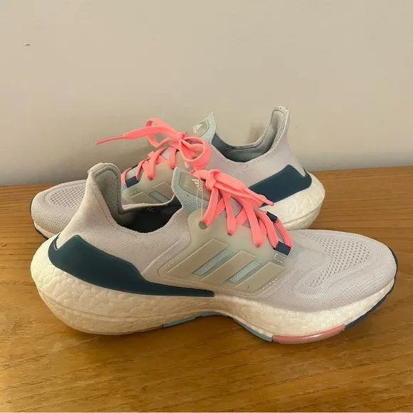 {Adidas} Ultraboost 22 Women’s Running Shoes