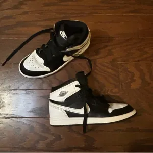 AIR JORDAN RETRO 1 HIGH OG CASUAL SHOES