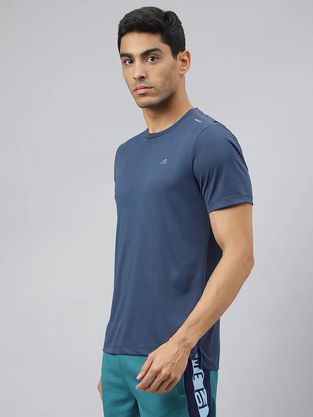 Alcis Men Golden Olive Drytech  Anti-Static Slim-Fit Round Neck Running T-Shirt