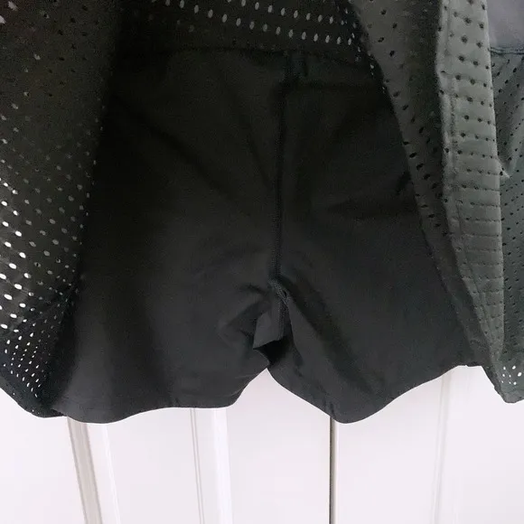 Athleta Perforated A-Game Skirt/Skort