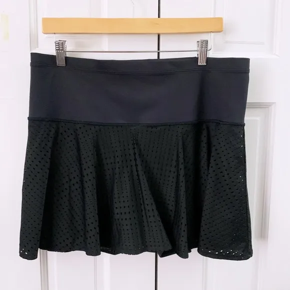 Athleta Perforated A-Game Skirt/Skort