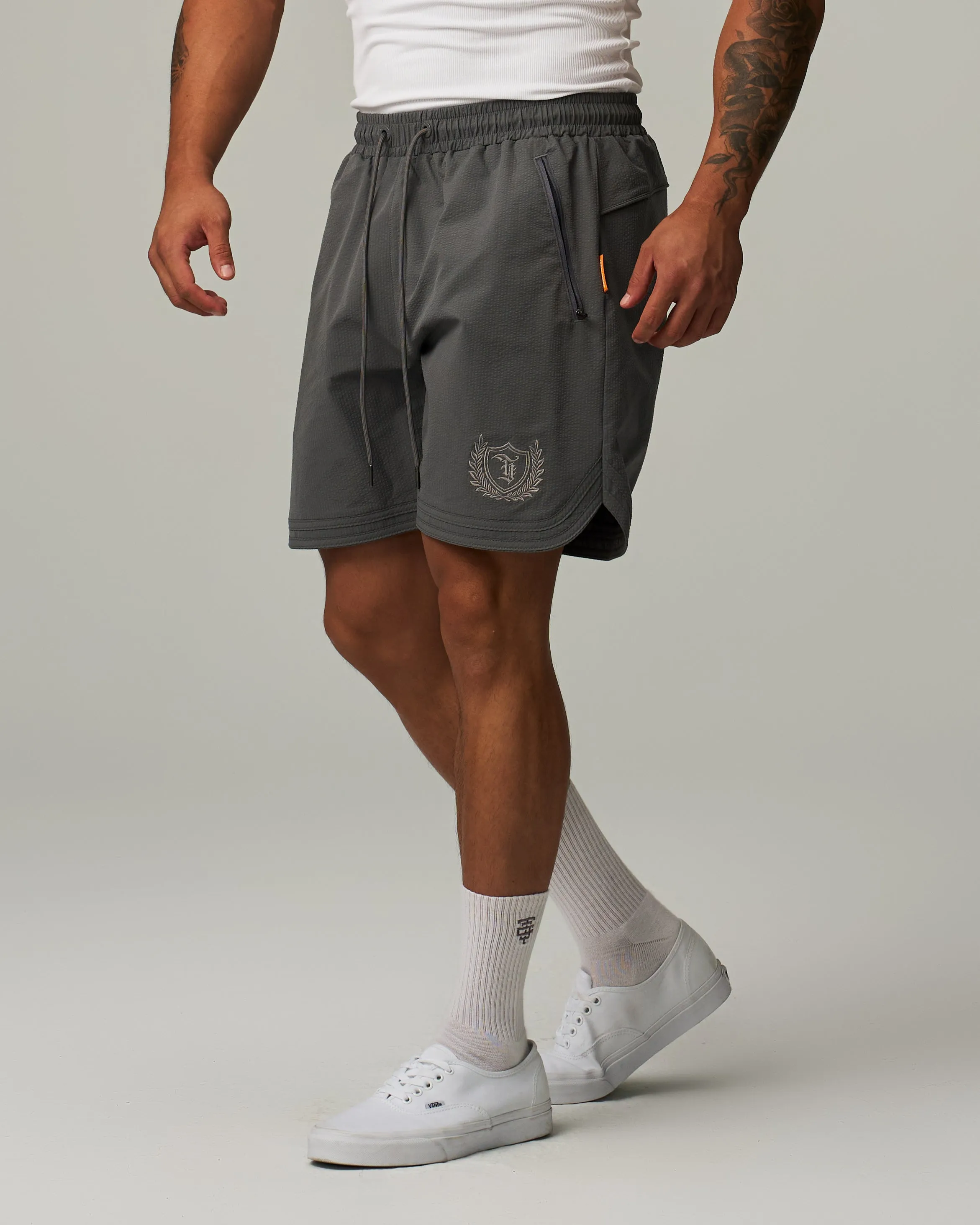 Badge Side Slit Stretch Shorts