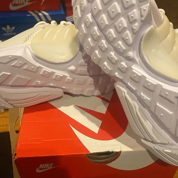 Bigs Girls/Women’s Nike Sneakers