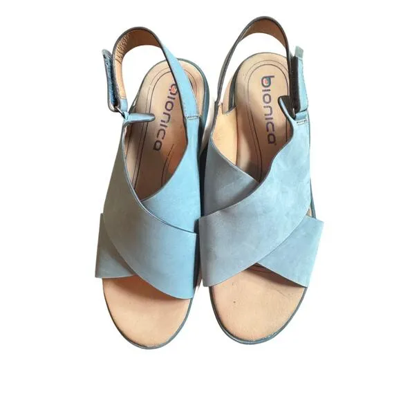 Bionica Andrya Womens 10 Blue Suede Sling back sandle Comfort Beach Vacation