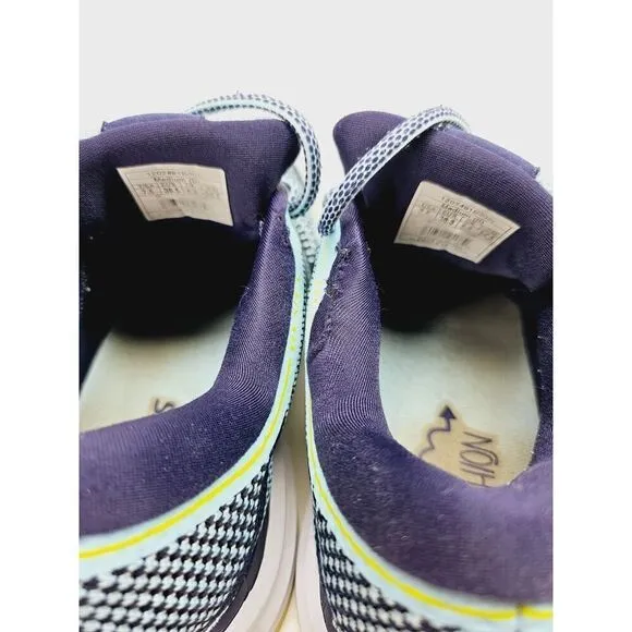 Brooks Women 7.5 Comfy footwear