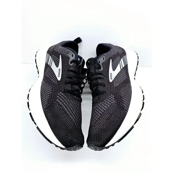 Brooks Women 9.5 Comfy footwear