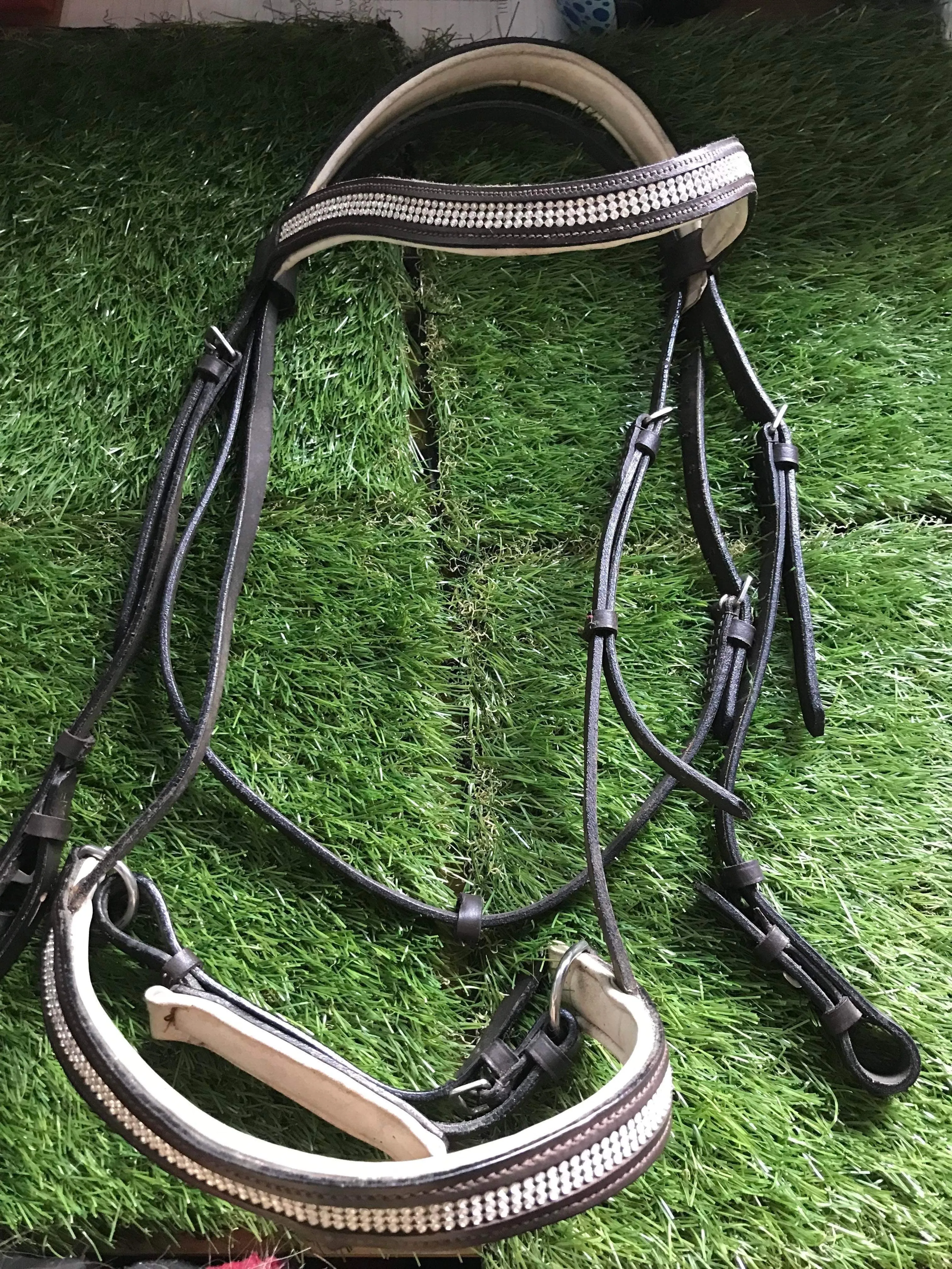 Brown xfull size bridle bling with white padding FREE POSTAGE ❤️