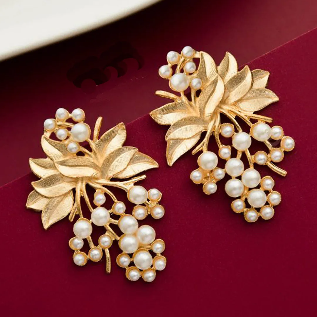 Combo of 2 Pearl stud and Flower Pearl Stud Earrings