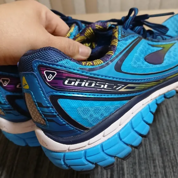 EUC Brooks Ghost 7 Running Shoes-Men's 10