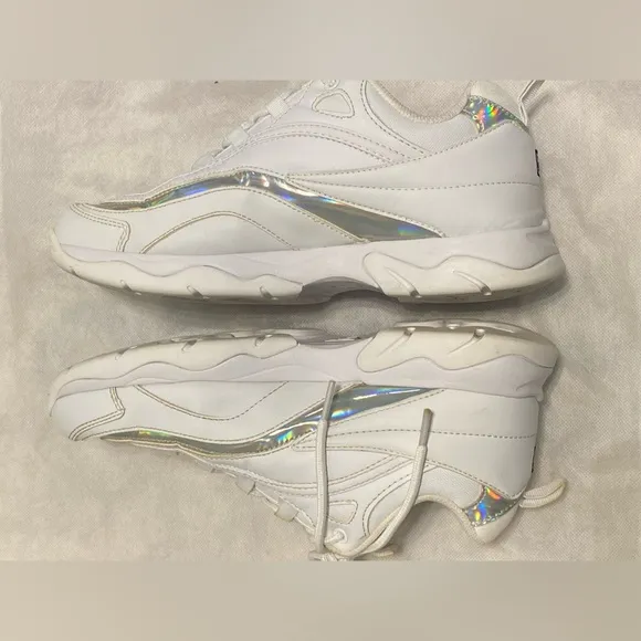 Fila sneakers for women
