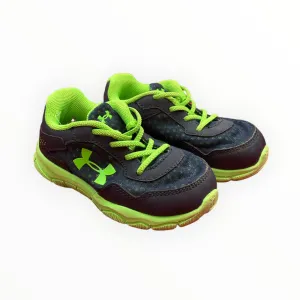 Green/blue runners. Size 7