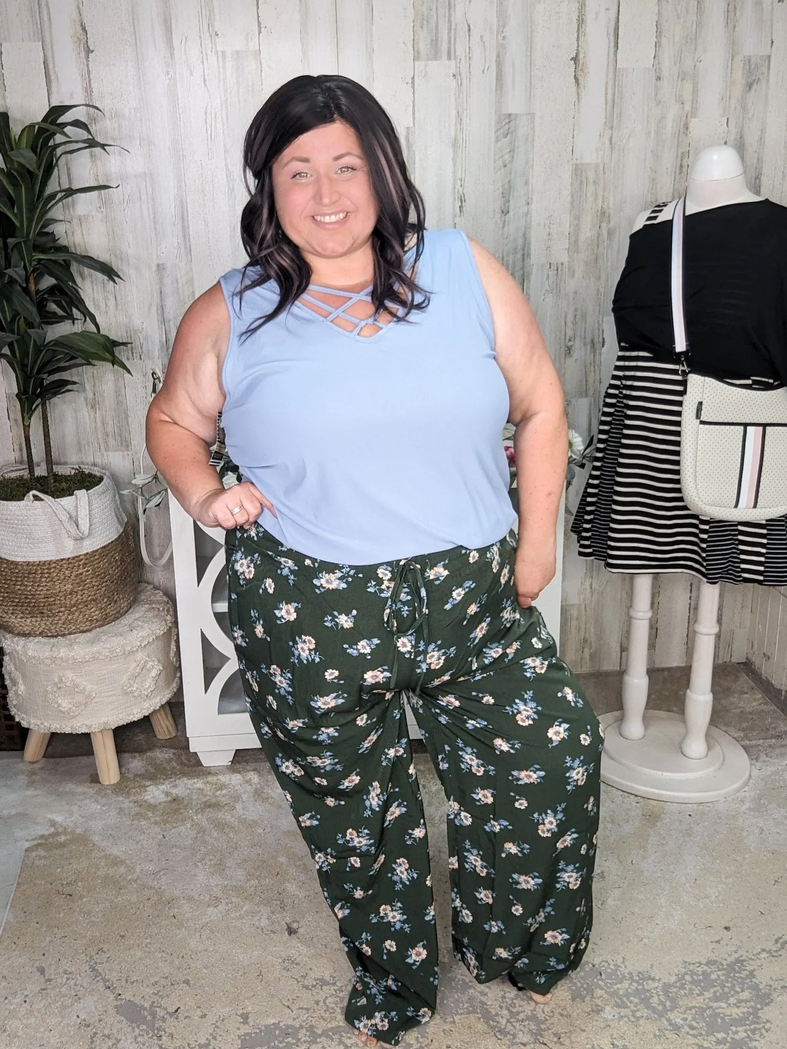 Kristen Floral Wide Leg Pants (2 colors)