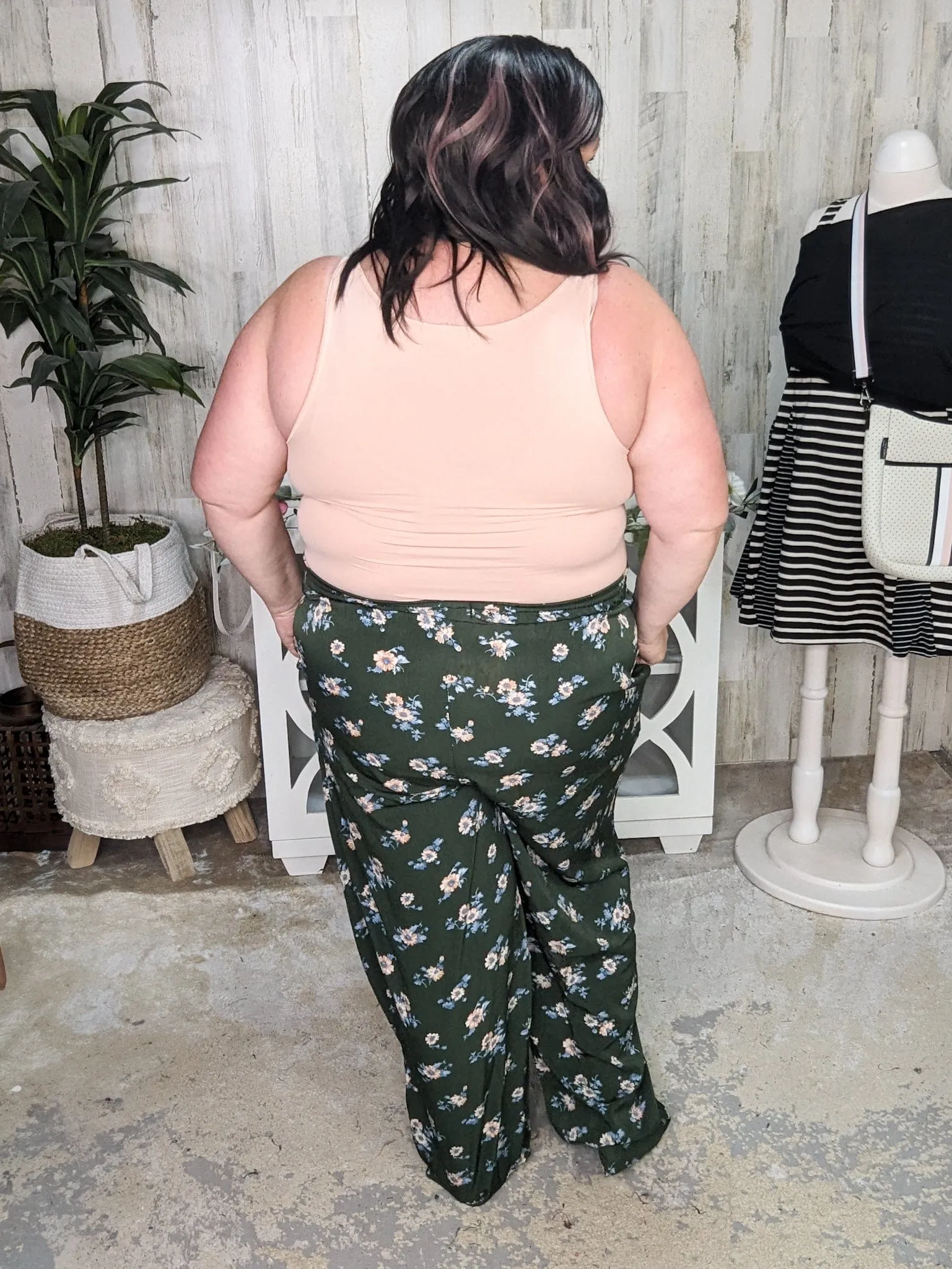 Kristen Floral Wide Leg Pants (2 colors)