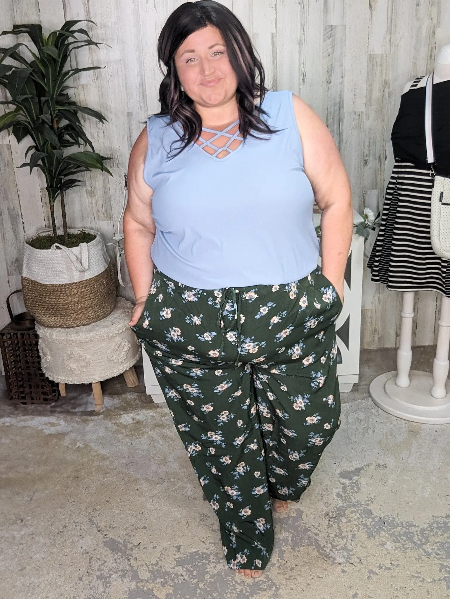 Kristen Floral Wide Leg Pants (2 colors)