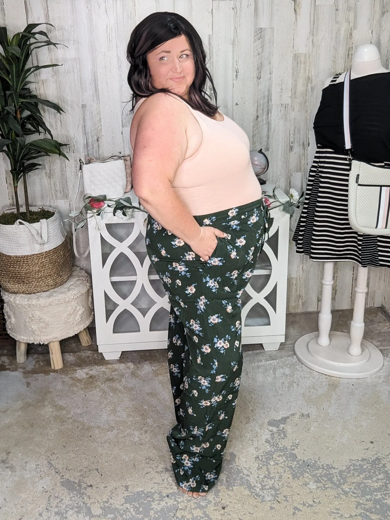 Kristen Floral Wide Leg Pants (2 colors)