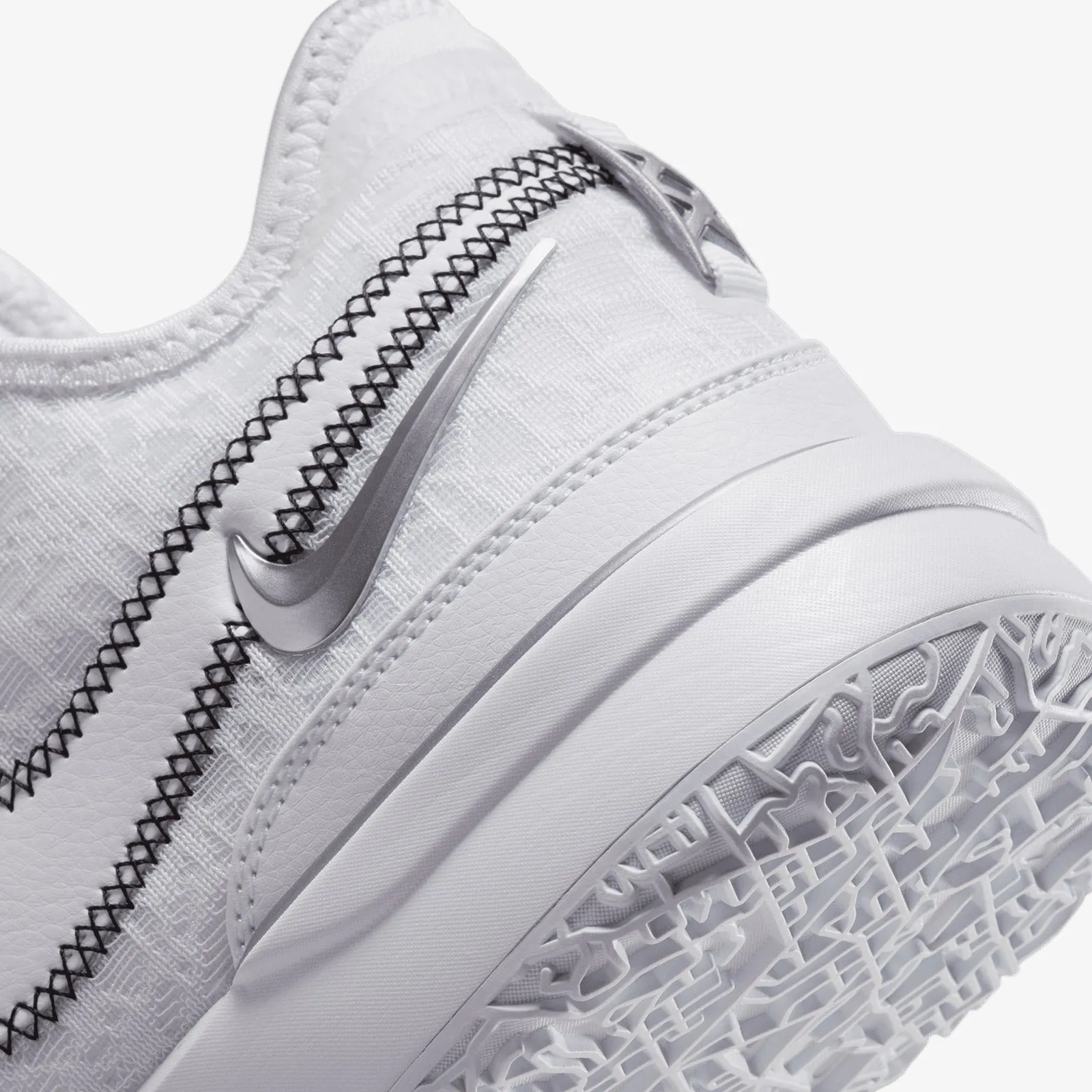 LeBron NXXT Gen - 'White'