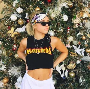 LICHTENBERG FLAMES CROPPED MUSCLE TEE