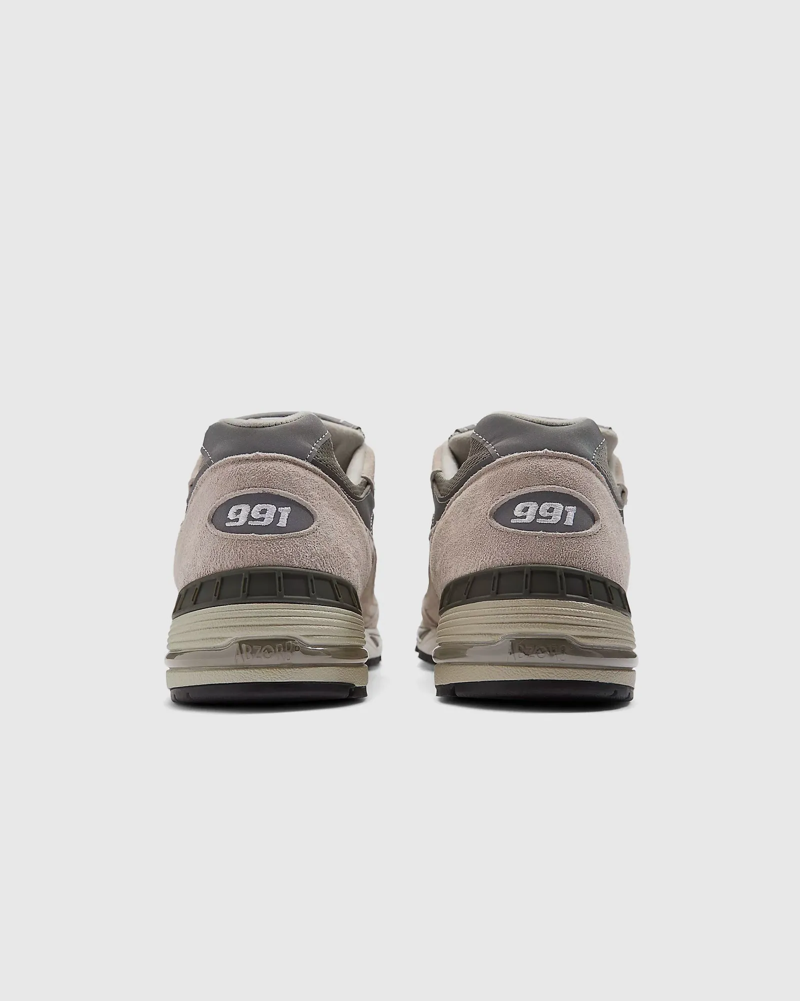 MADE IN UK 991V1 "GREY"