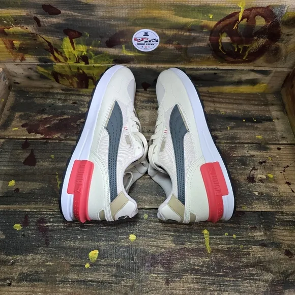 Men‎ Puma Graviton Cream Red Gray Lace up sneakers size 12 new