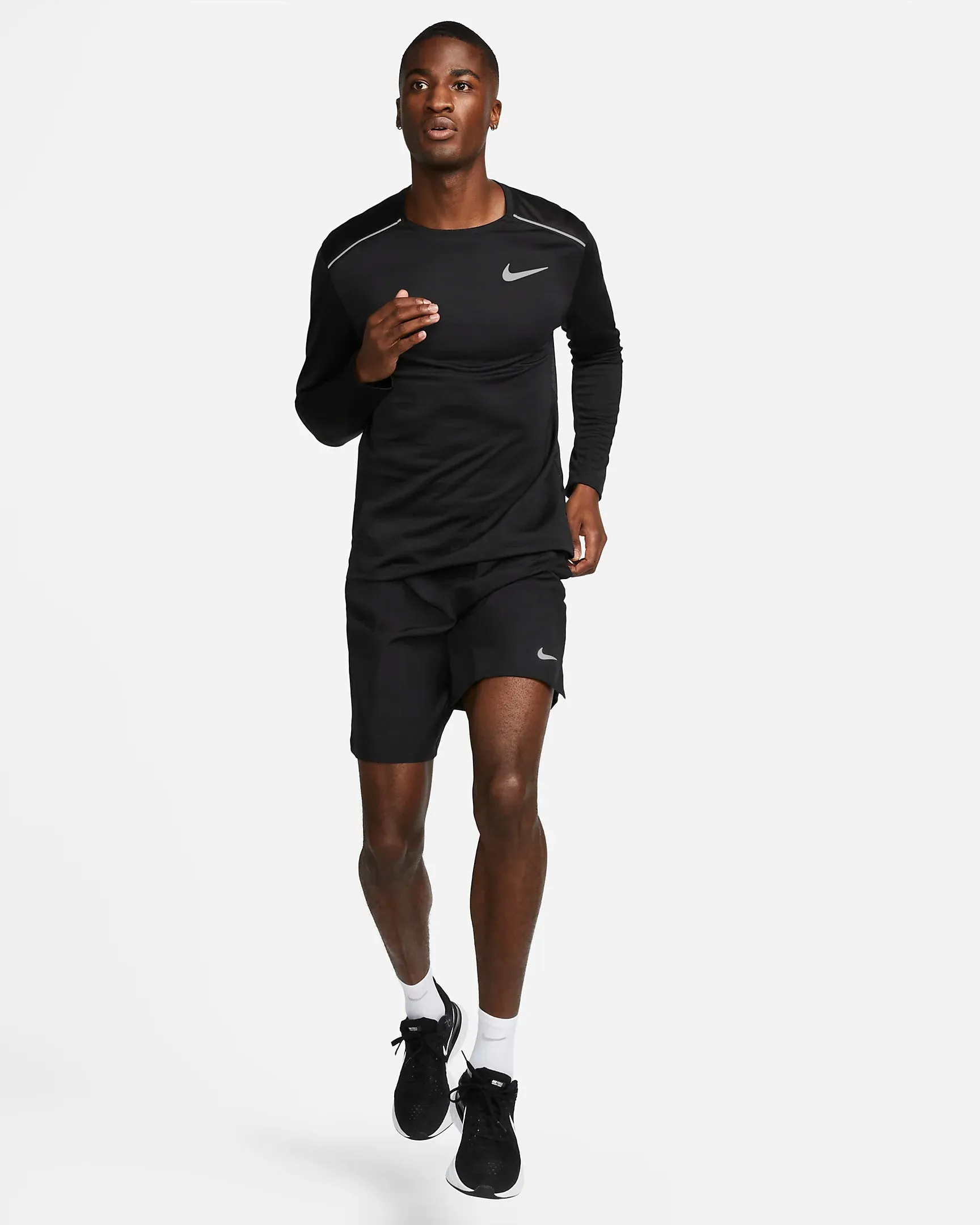 Men's Challenger Dri-FIT 9" Unlined Versatile Shorts