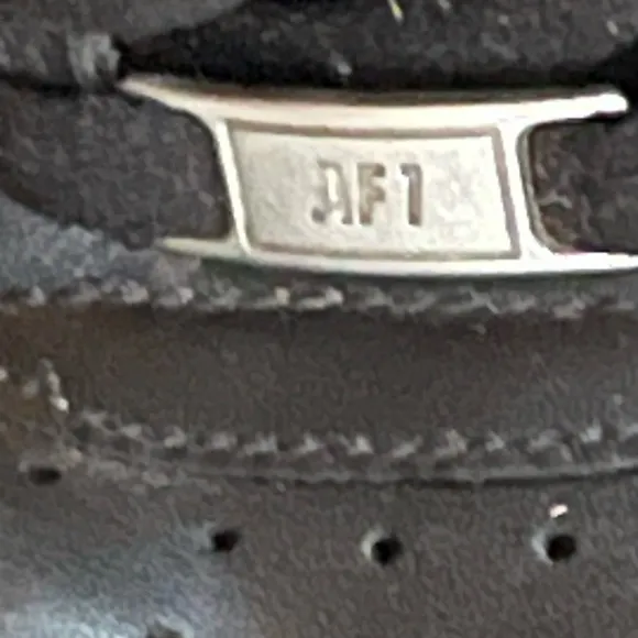 NIKE AIR FORCE 1 LOW, TRIPLE BLACK MEN’S ATHLETIC SHOES. Size 9.5