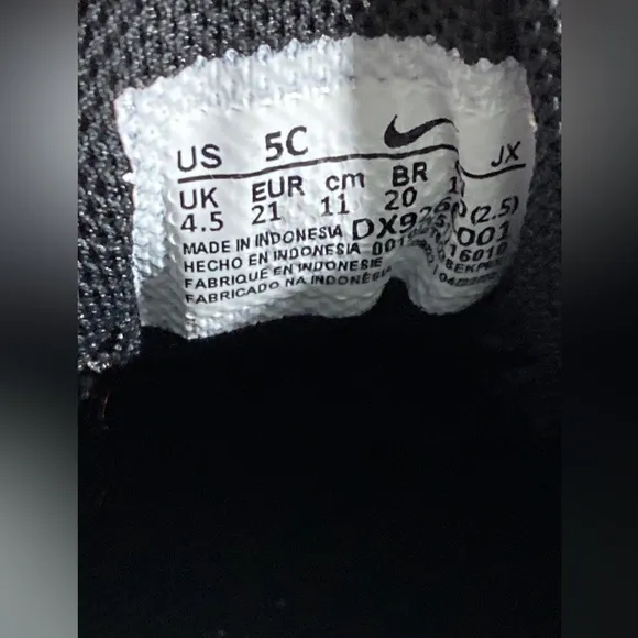 NIKE Air Max Plus Girls Sneakers