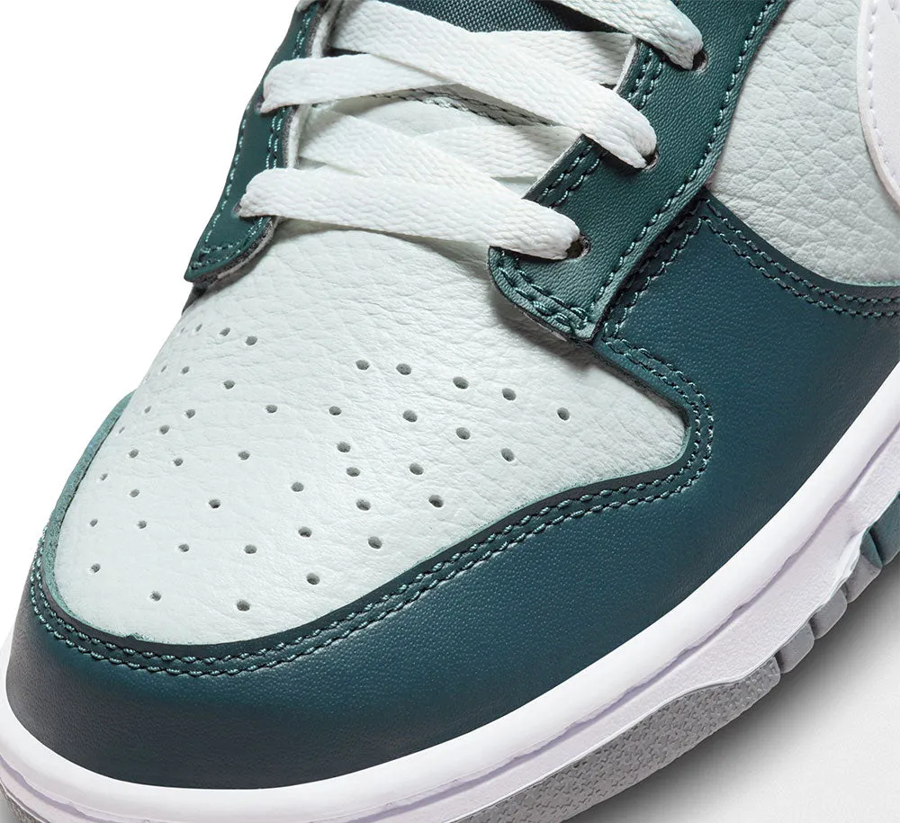 NIKE DUNK LOW RETRO PRM
