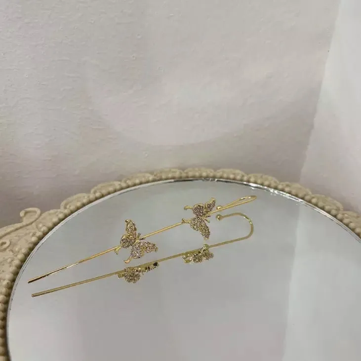 Pack Of 2 Zircon Studded Leaf and Butterfly Ear Cuff