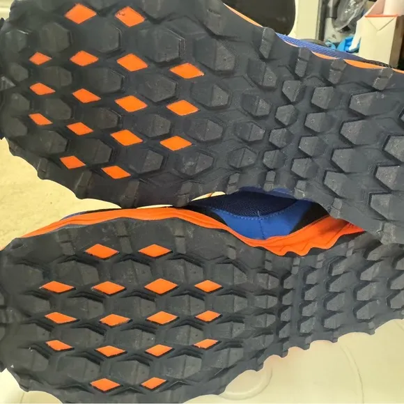 Saucony Blue and Orange Sneakers new