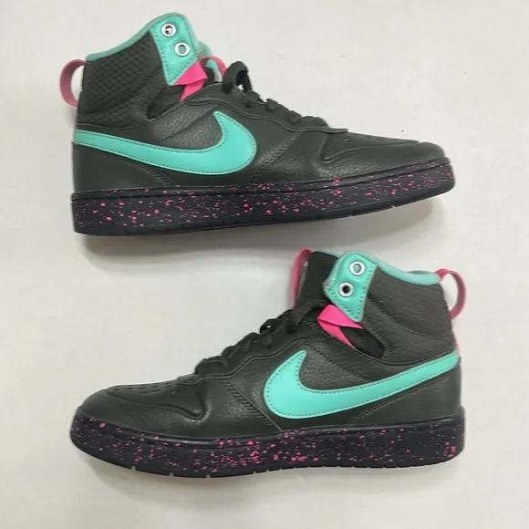 Sku BQ5440300 Used like new Nike Sneakers