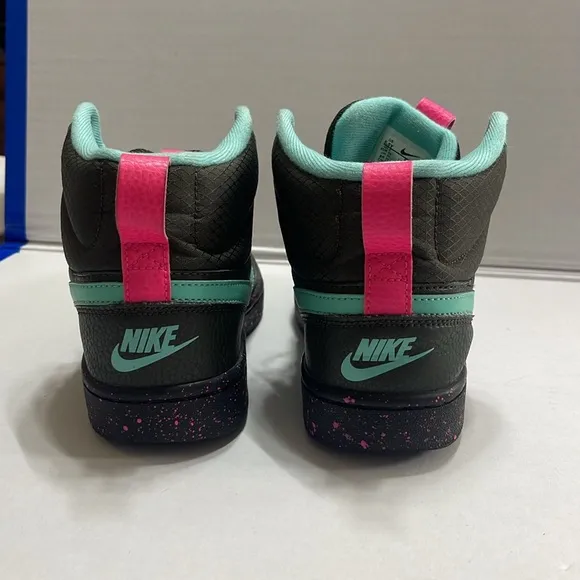 Sku BQ5440300 Used like new Nike Sneakers