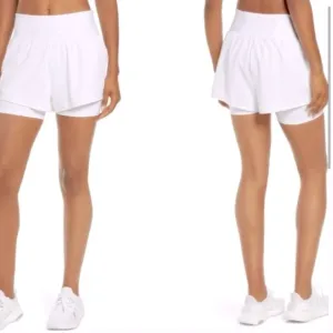 Spanx - women’s Get Moving Shorts White UPF 50  running pants size M