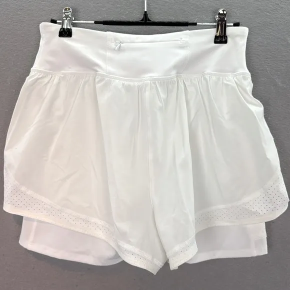 Spanx - women’s Get Moving Shorts White UPF 50  running pants size M