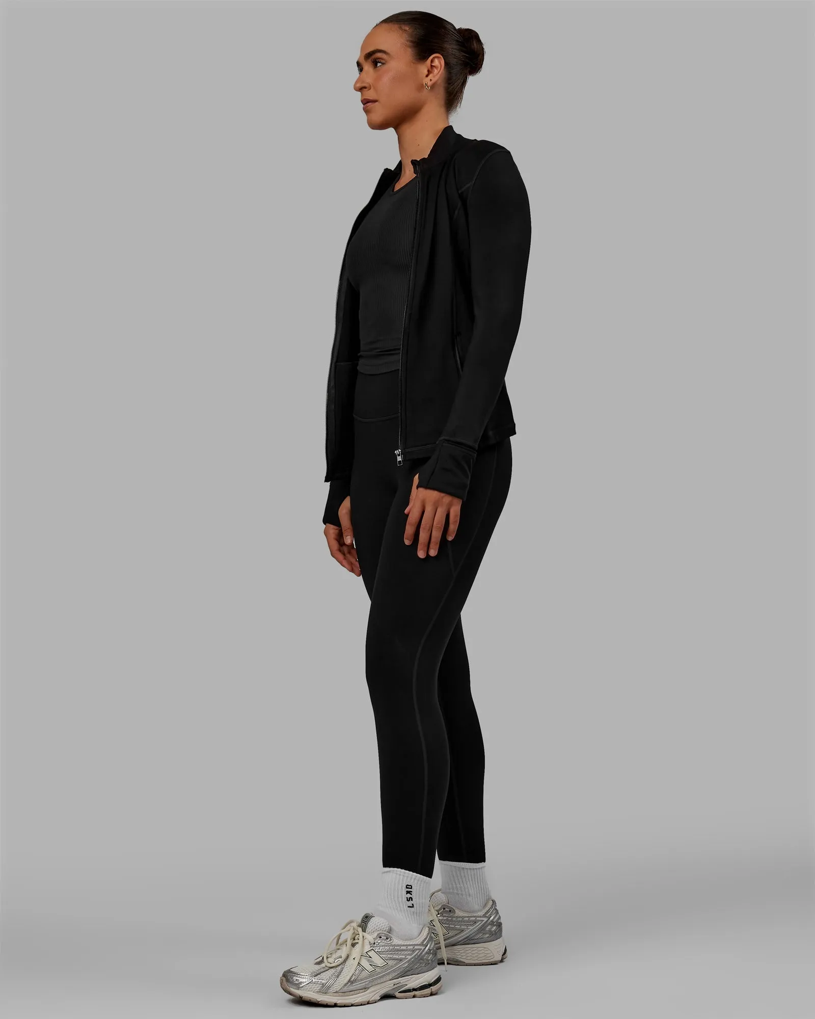 Stride Thermal Zip Through Jacket - Black