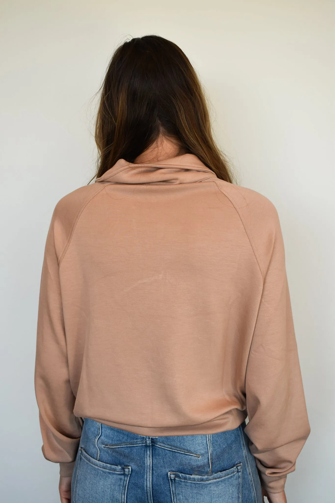 The Classic Quarter Zip -Dark Taupe