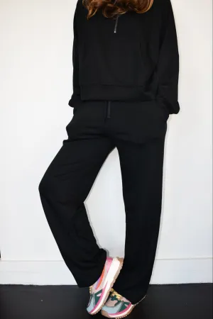 The Classic Sweat Pant- Black