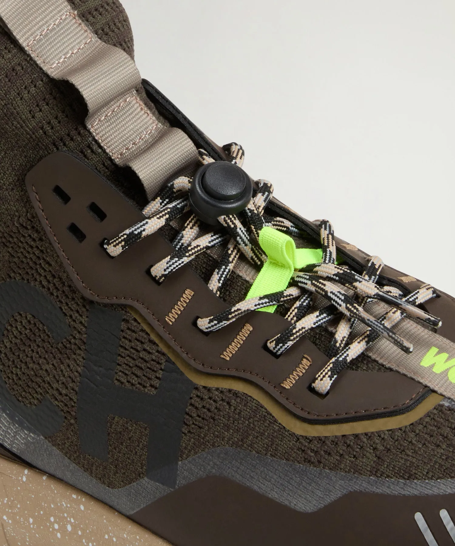 Todd Snyder x Woolrich Sneaker in Mud