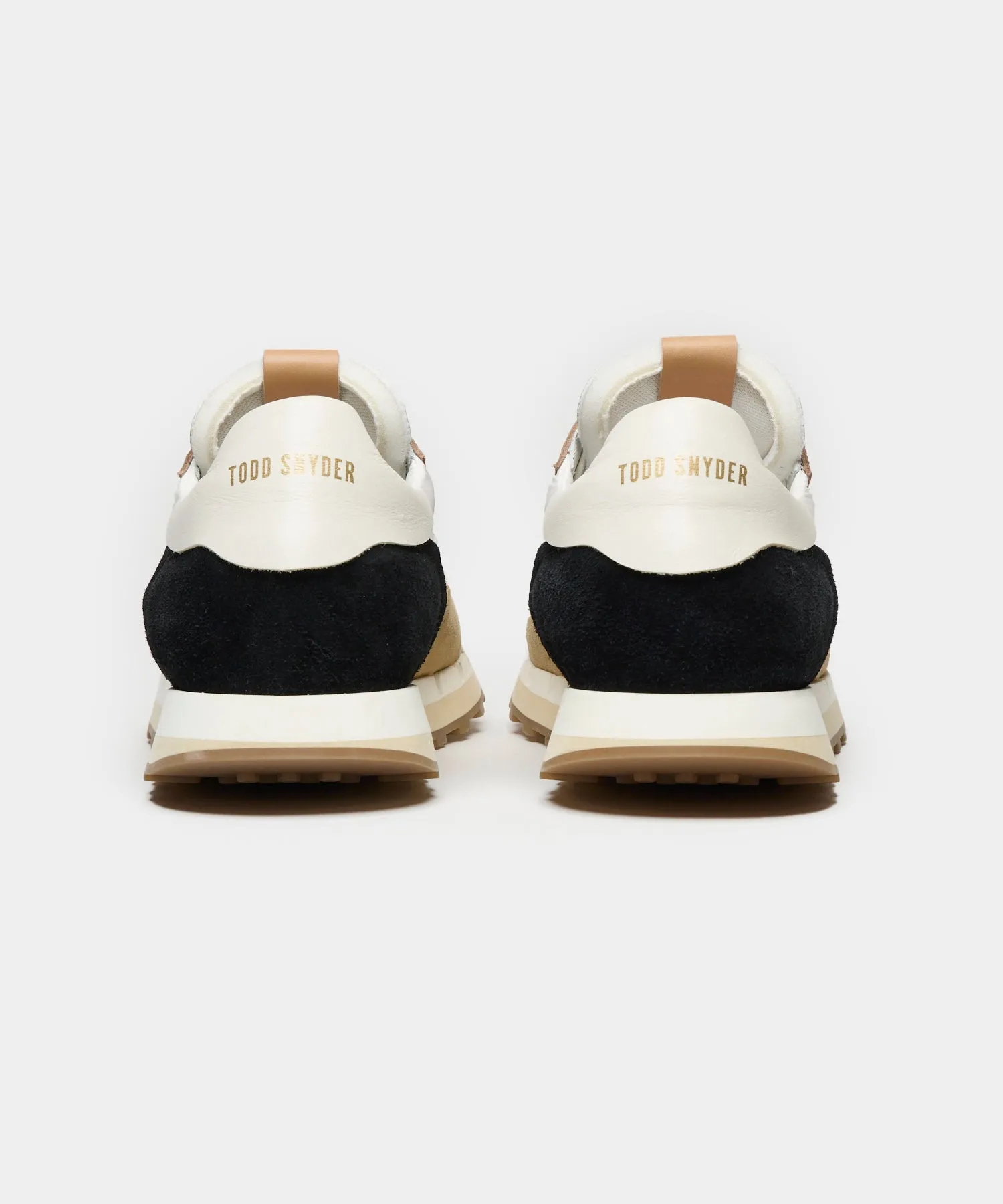 Tuscan Trainer in Nocciola