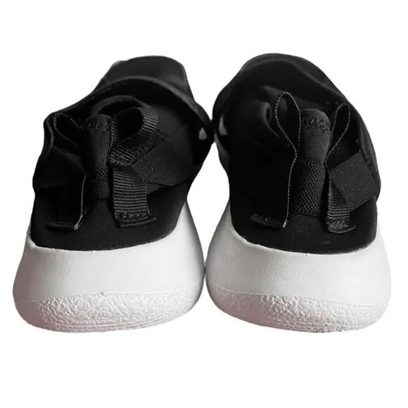 Under Armour UA GPS Run play Slip On Girl's Sneakers