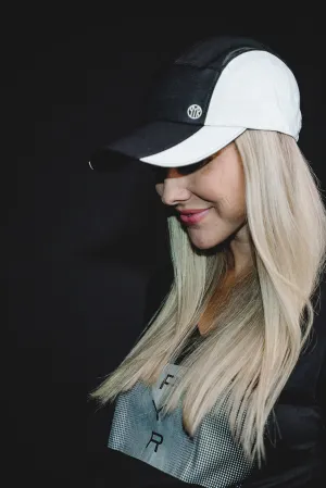 WOMEN'S REFLECTIVE RUNNING HAT