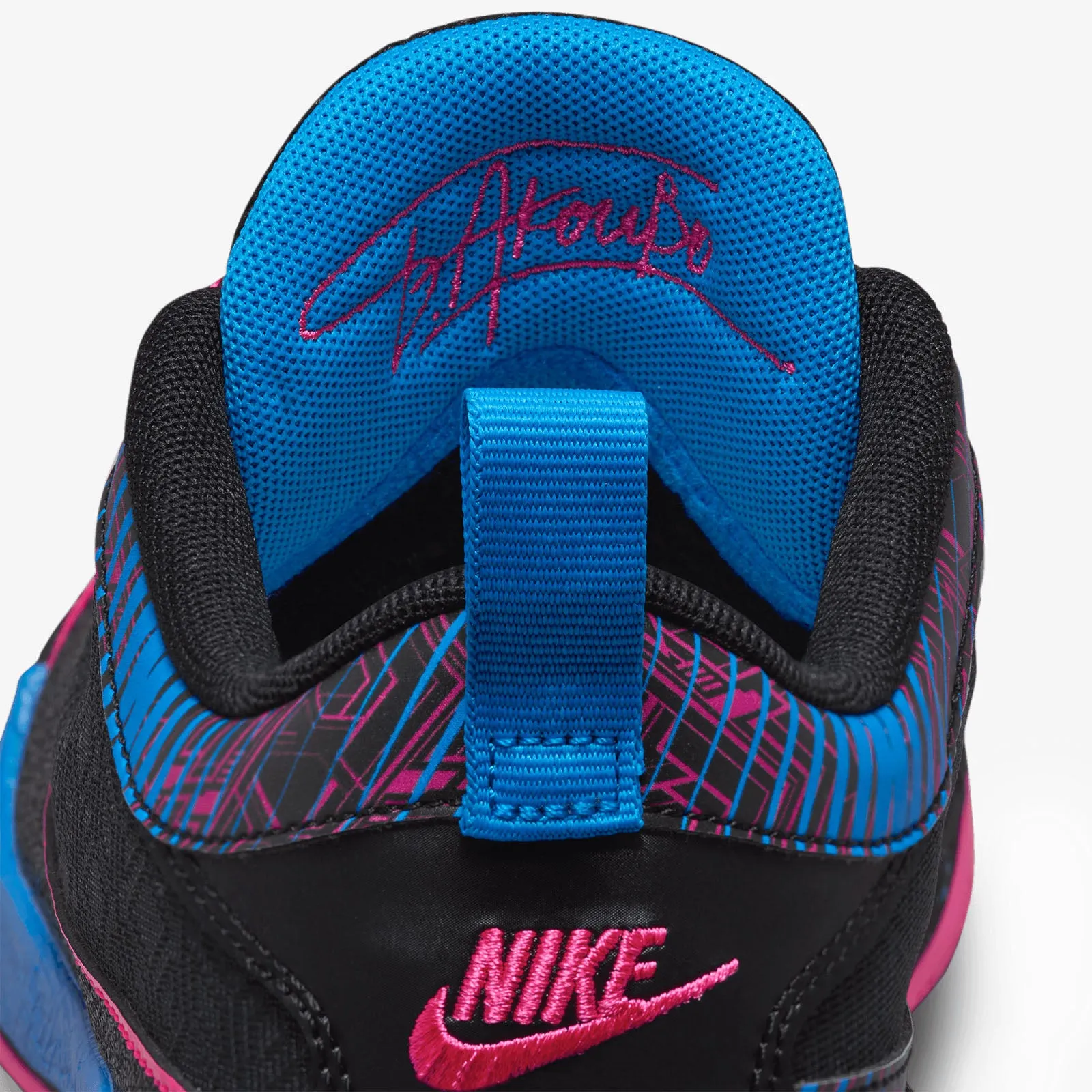 Zoom Freak 5 SE (GS) - 'Emerging Powers'